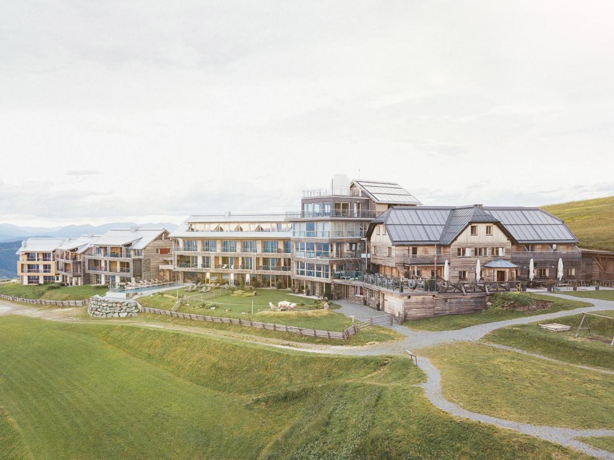 Alpinhotel Pacheiner Treffen Exterior foto